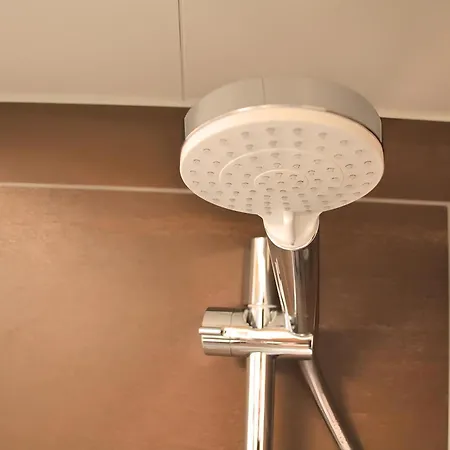 Interlaken 20min Mit Privater Quelle Apartamento Frutigen